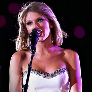 毛茸茸的大骚屄视频
